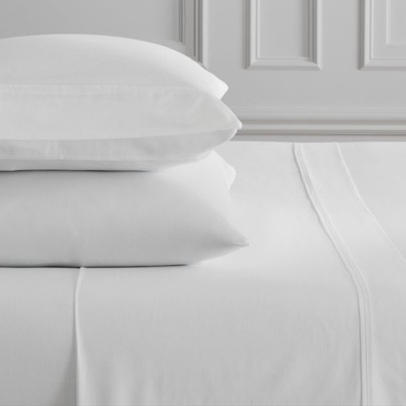 Luxury White Sheet Set 400-Thread-Count Sateen Wide Hem,King  & Queen, $189.00US - Picture 1 of 16